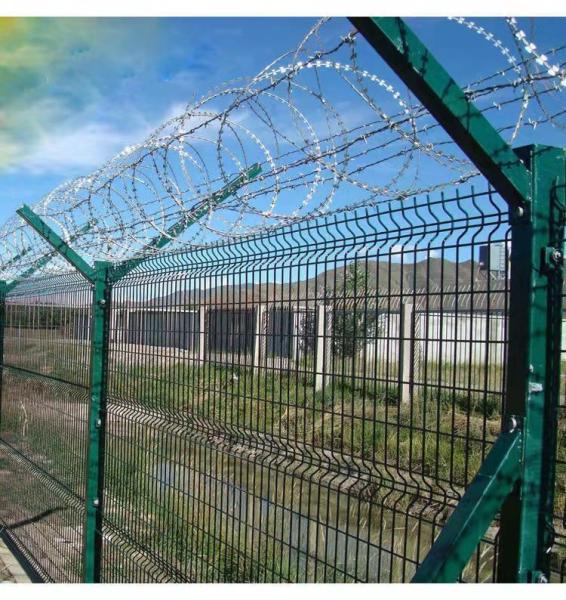 Factory hot sale powder coated hot-dipped galvanized wire fence for airport