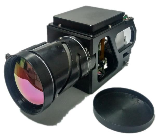 280mm Long Focal Length Continuous Zoom Miniature Airborne MWIR Cooled Thermal