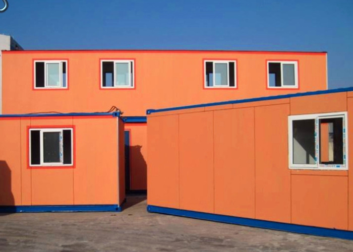 Well - Equipped Custom Built Shipping Containers Red Color For Holiday Travel