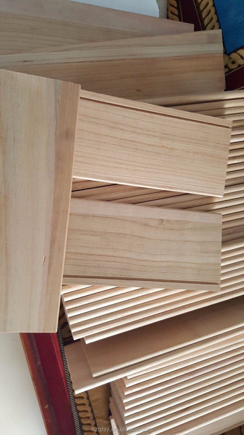 Eco Friendly 2440x1220 or 1200x600 or Customized Paulownia Board with Natural Wood