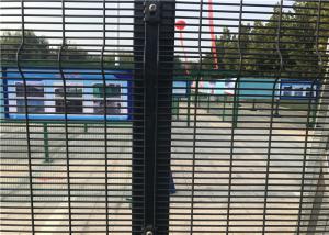 China 358 Prisons And Secure Hospitals Security Wire Mesh Fence Panels Durable Easily Assembled on sale