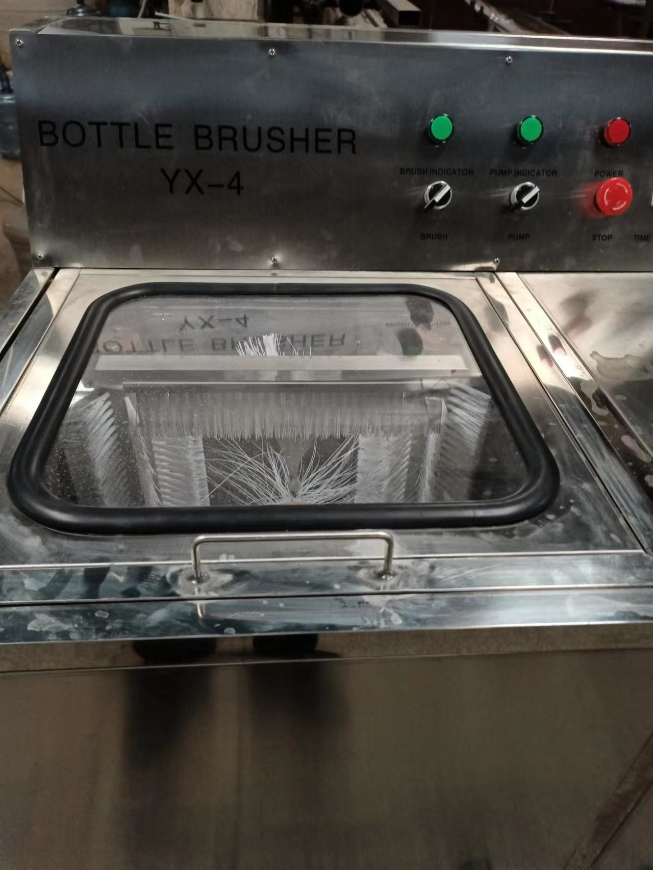 3-5 Gallon Semi Auto Brush Washer Manual Feed Single Station With Full SUS304