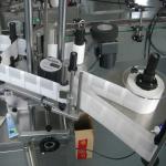 Round Bottle Wrap Around Self Adhesive Labeling Machine Paper For Juice Beverage
