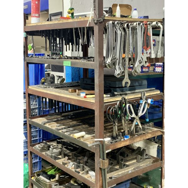 100K 96g Zinc Alloy Die Cast / Car Seat Accessories 8418 With E Coating Surface Treatment