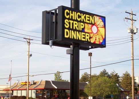 SMD3535 Full Color Outdoor Advertisement LED Display IP65 320*160mm 3-5 Years
