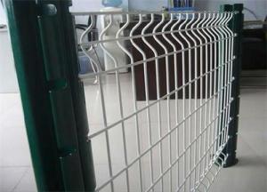 Wholesale Residence 3D Steel Triangle Fence Panel Galvanized Wire Square / Peach Post from china suppliers