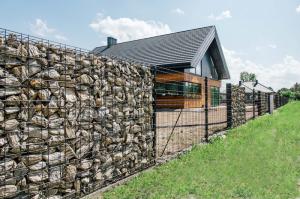 Wholesale 50*100mm Hole Mesh Square Welded Gabion Box For River from china suppliers