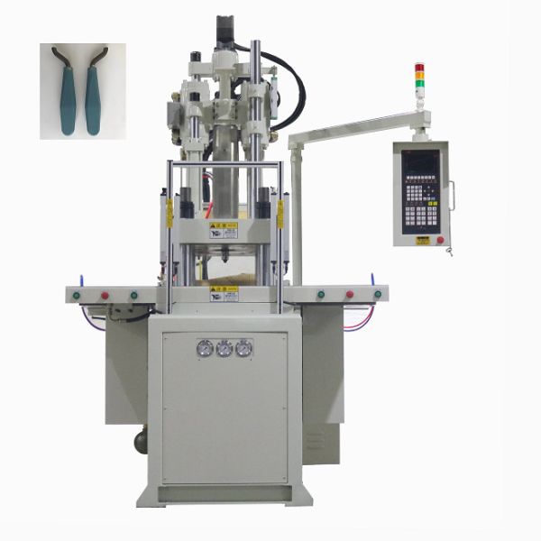 Easy Operate Double Slide Vertical Injection Molding Machine For Making Hand Shank