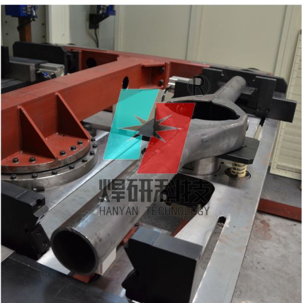 220V 380V 440V Customized Welding Machine Auto Robot Welding Machine For Axle