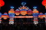 Large Artificial Fabric Lantern , Custom Made Outdoor Christmas Lanterns
