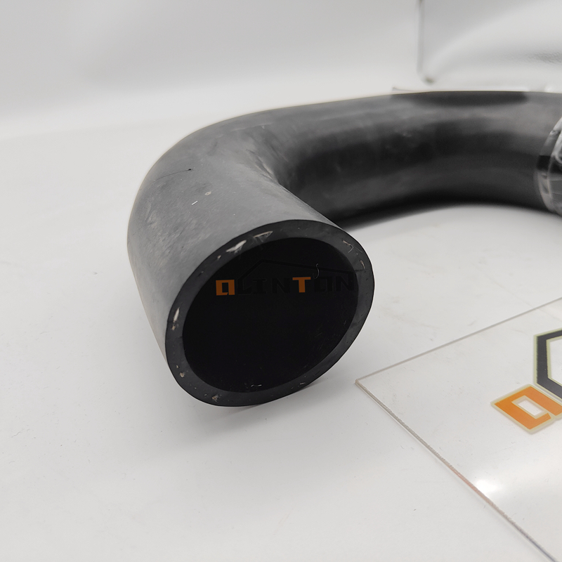 Construction Machines Excavator Hose 421-03-44430 For WA380 WA450 WA470 WA480 Radiator