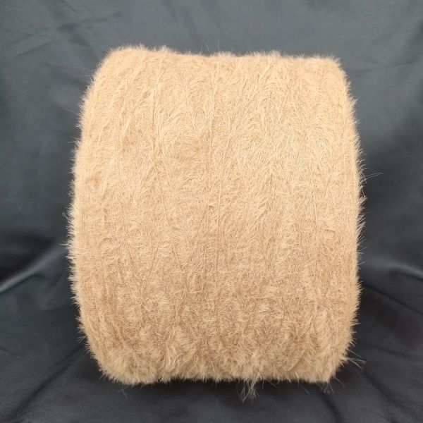 1.3cm NM 12/13 Polyester / Nylon Feather Yarn Imitated Mink Yarn Customized Color