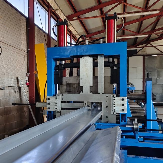 Wholesale Interchangeable CZ Purlin Roll Forming Machine Fully Automatic from china suppliers