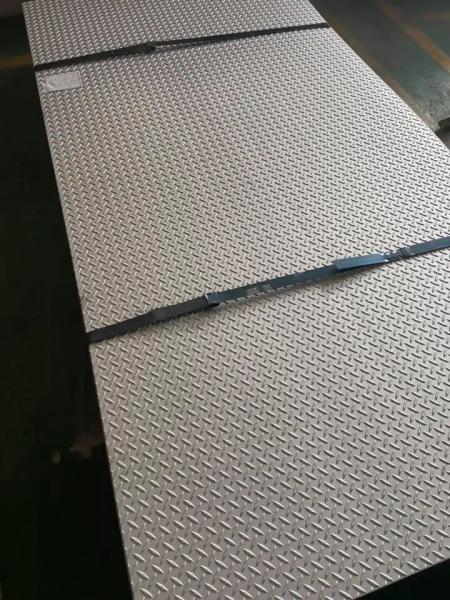 8mm Checkered Stainless Steel Plate Fabrication 201 304 316 Ss 202 Sheet 1.5 Mm
