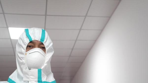 S&J White working protective hooded coverall SMS nonwoven disposable waterproof