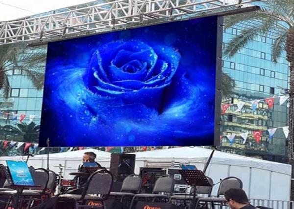Wide View Angle Full Color Fast Installation LED Rental Display Small Pitch SMD
