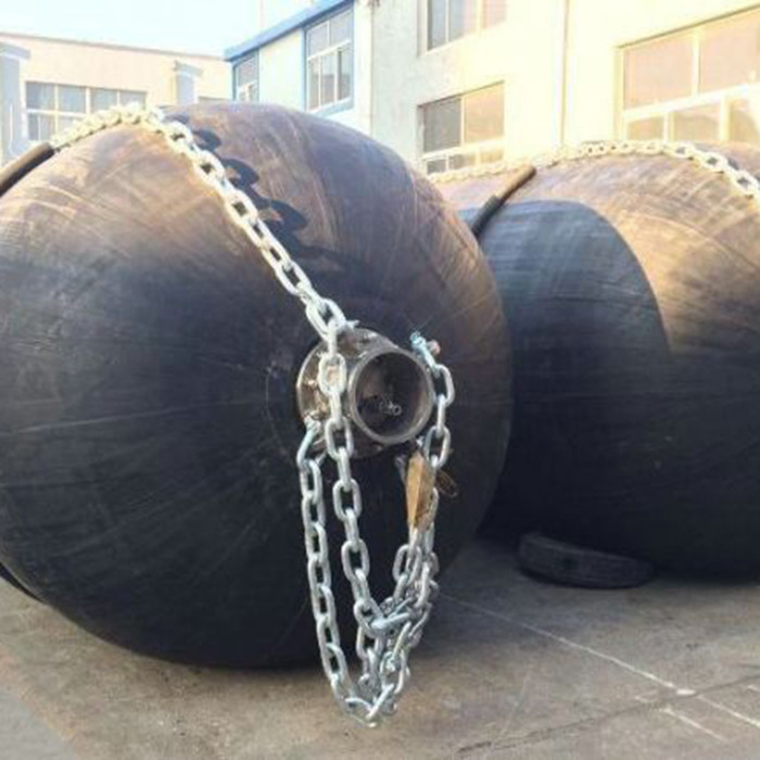 3.3 X 6.5m Submarine Fenders Factory Pneumatic Natural Rubber Semi