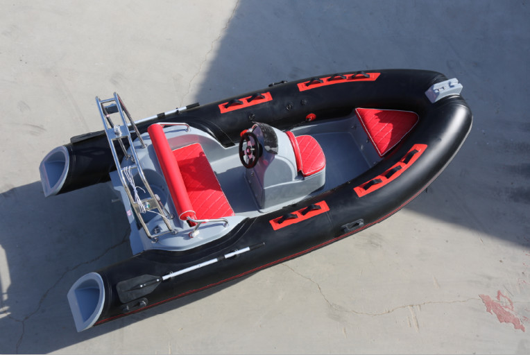 2022 portable inflatable boat inflatable rigid hull boats 430cm length with fuel back cabin rib430B