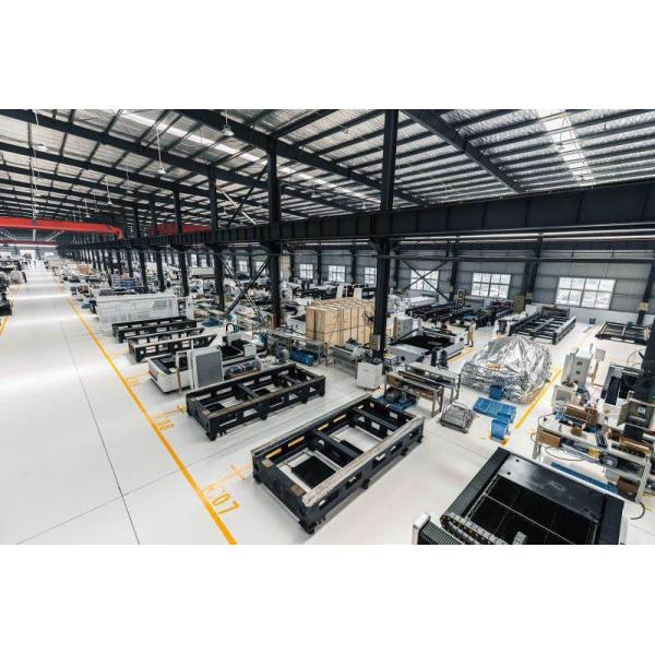 WSCT-2000W 4015 Multi-purpose fiber laser cutting machine for metal plate and pipe