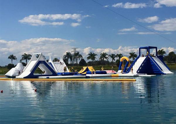 Customized Giant Green Isle Inflatable Water Park , Inflatable Fun Park For