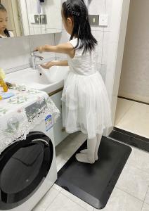 Wholesale Custom Designs Available Anti-Fatigue And ESD PU Kitchen Mats from china suppliers