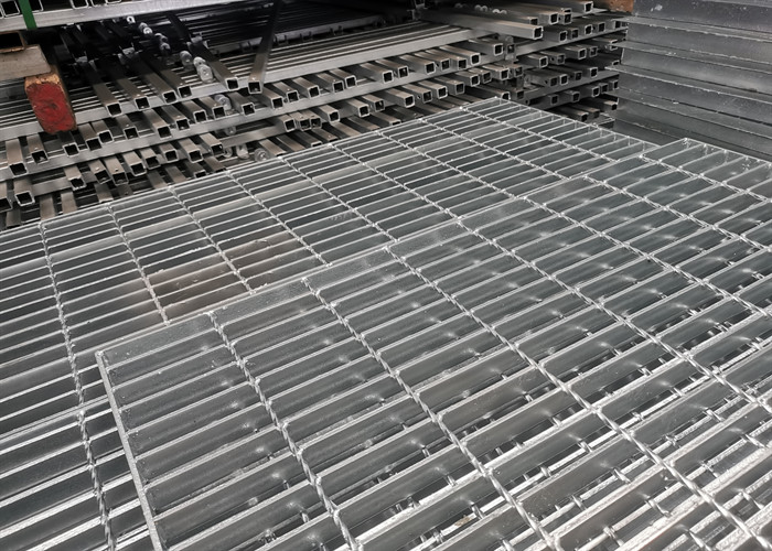 9mm Thick Welded Steel Bar Grating Hot Dipped Galvanized High Strength