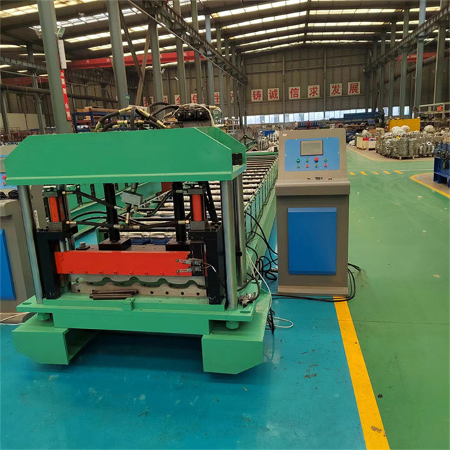 Pre Painted Glazed Tile Roll Forming Machine PPGI Step Tile Roll Forming Machine