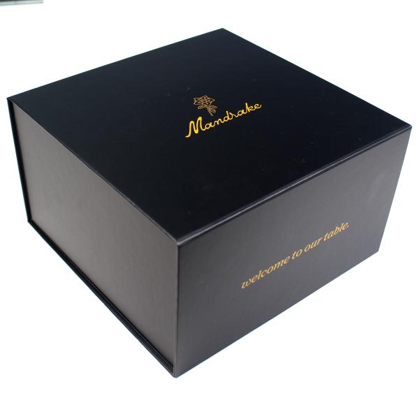 Essential Oil Collapsible Beauty Gift Box in Black with Rigid Cardboard and