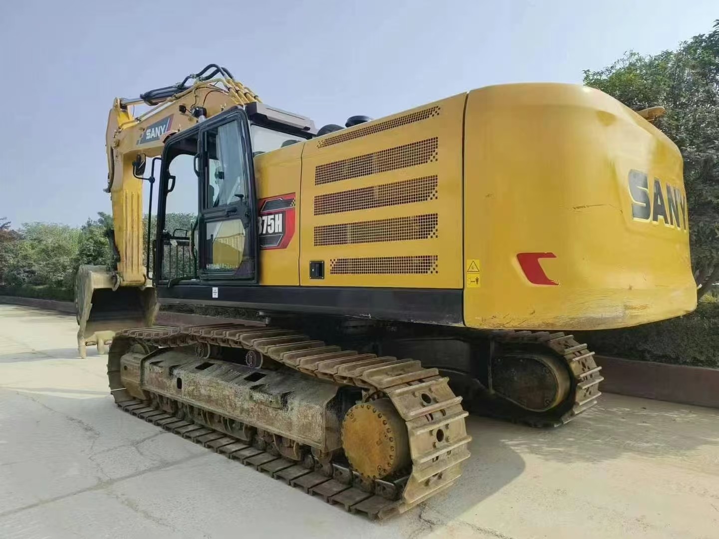 37 Tons Heavy Equipment Used SANY SY375 Excavator For Mining 1.9 Bucaket Capaclity