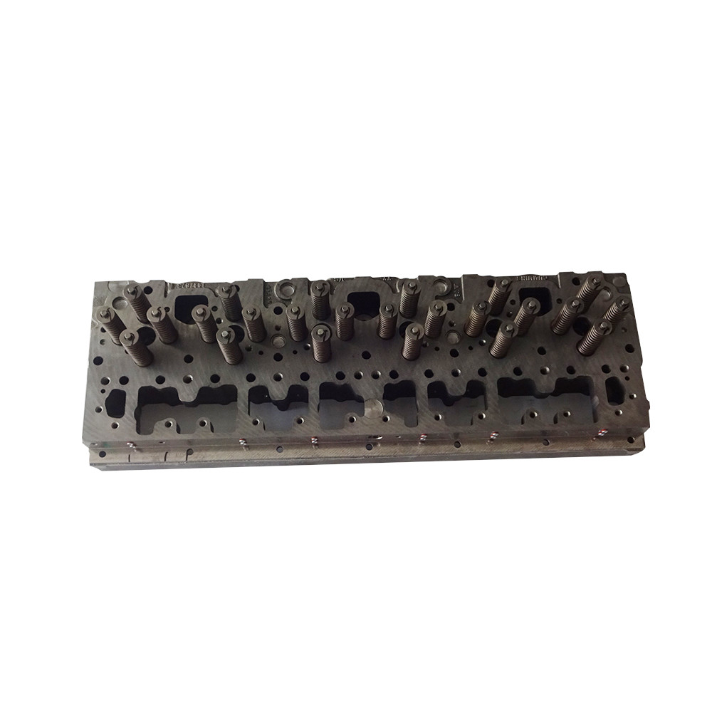 QSM ISM Diesel Engine Cylinder Heads Excavator Machinery 2864028