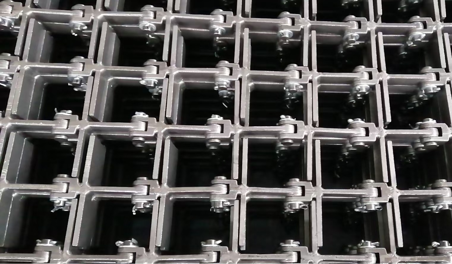 Heat Treatment Forged Chain Links Heavy Duty Industrial Agricultural High Strength