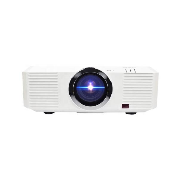Large Venue Projector 1.5 2.5 Meters Throw Distance USB Connectivity and High