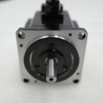 Yaskawa SGMPH-01AAA21 AC SERVO MOTOR 100W 200V 0.89A 3000RPM NEW