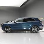 Left Hand Drive Porsche Cayenne Medium Large Size SUV 5 Colors