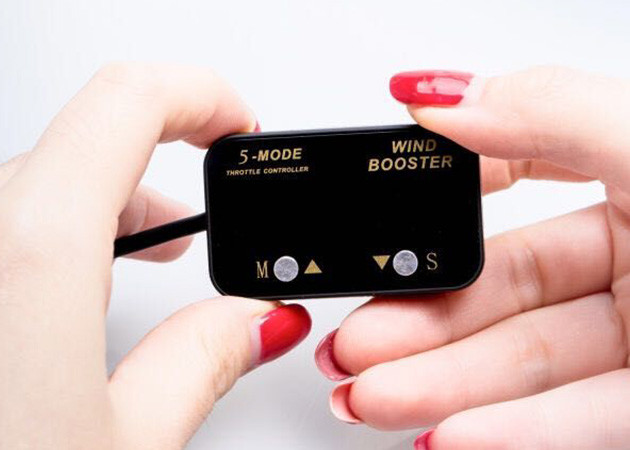 Windbooster 5 Blue Light Car Throttle Controller 49*30*8.2mm