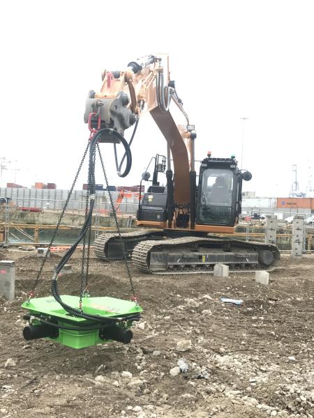 TYSIM KP450S 250 mm - 450 mm Concrete Pile Cropper , High Speed Square Pile