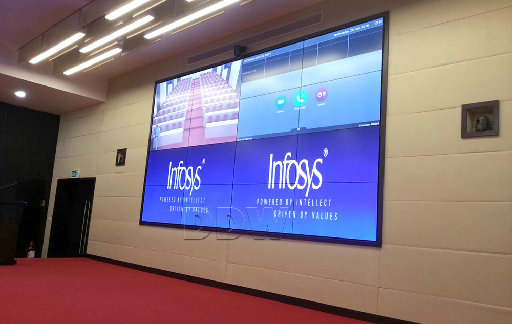 Exhibition Multi Screen Display Wall 46 Inch 500Nits Brightness 3.5mm Bezel Width