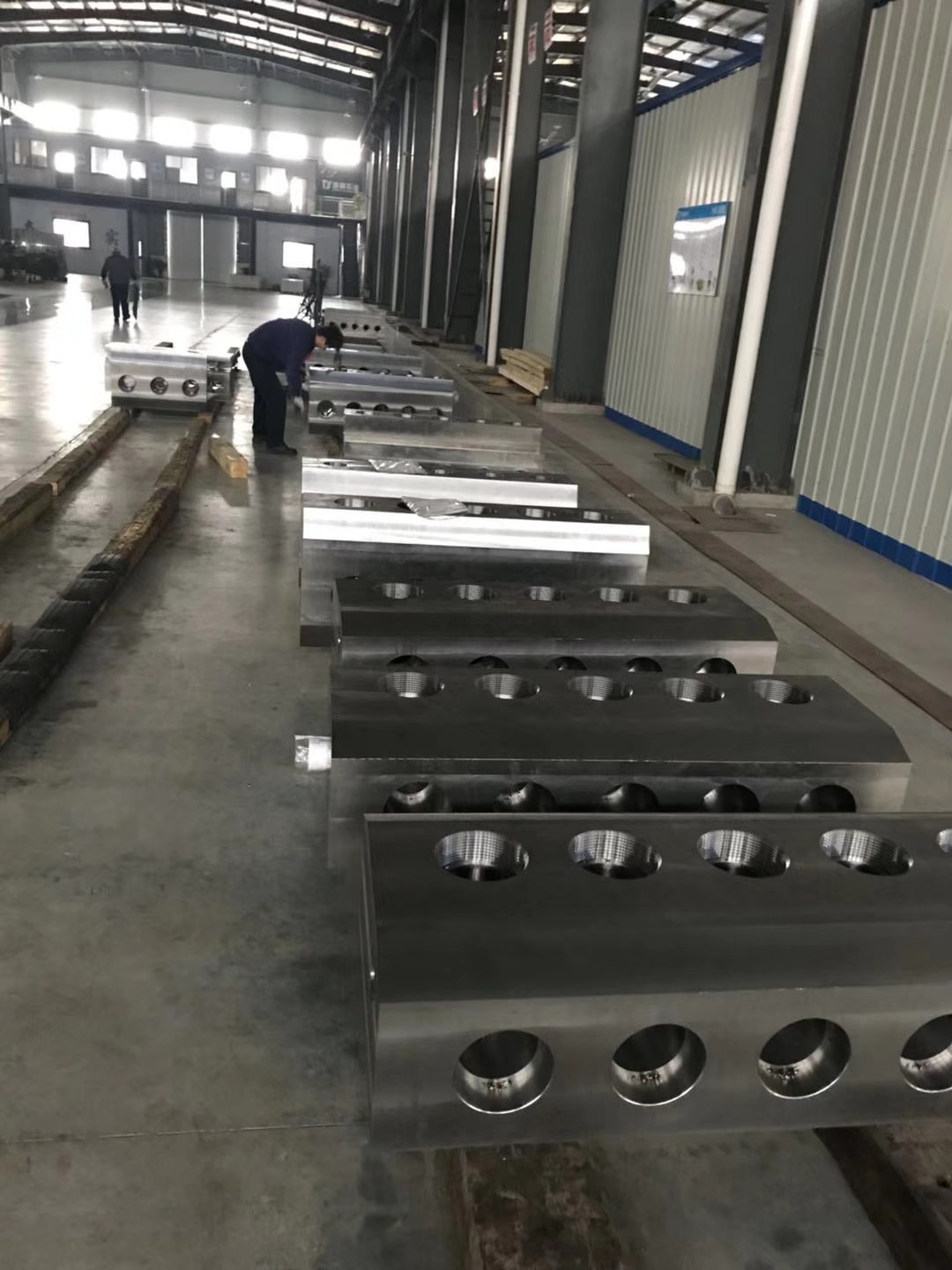SPM TWS2250 plunger pump, Halliburton HT400 plunger pump, Serva TPA600、TPB600、TPC600、TPD600、TPA2250、QPA2500 pump