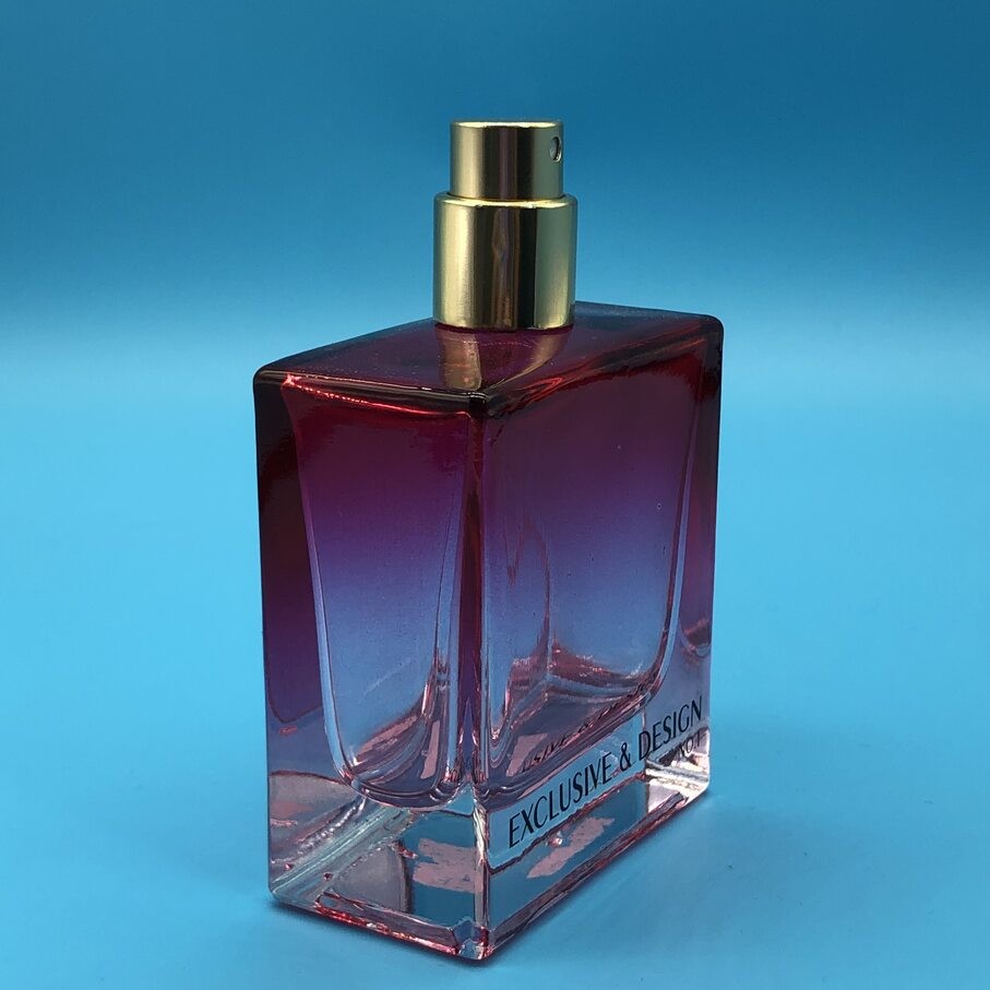Elegant Perfume Bottle Pump with Fine Mist Spray - Perfect for Fragrance Application, Hair and Body Mist