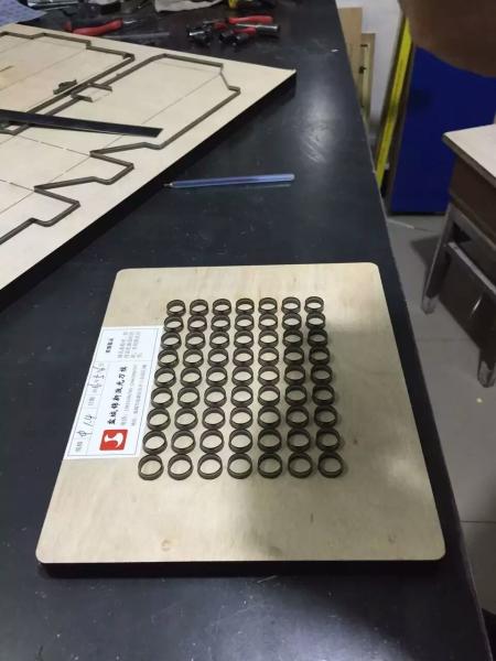 1500W CO2 laser cutter for PVC and organic glass cutting machine