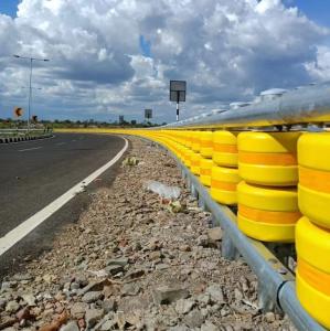 Wholesale Q235 Q345 EVA Foam Highway Safety Rotary Barrier for Roadway Protection and Control from china suppliers