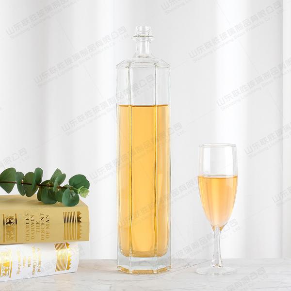750ml Glass Wine Bottle with Lid Body Material Glass Logo Acceptable Customer's
