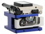 High Precision Fiber Optic Cleaver Compact Body & Light Weight Long Lifespan