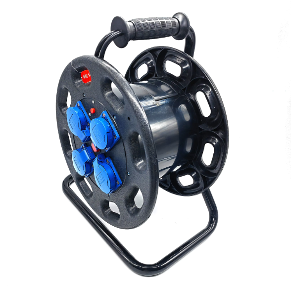 4 Sockets IP44 Retractable Cable Customized Length Extension Heavy-duty