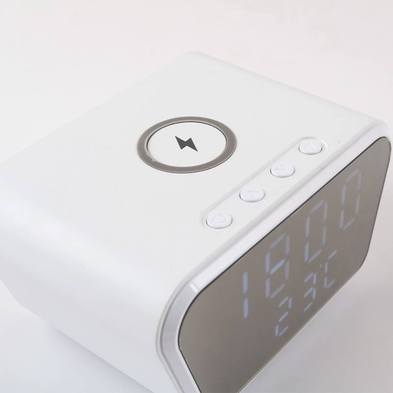 Abs Weave 20W Fast Speed Plastic Clock Wireless Charger White Color