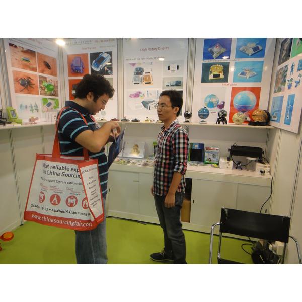 High Quality Black Creative Science Solar Power Novelty Gifts Plastic Promotional Solar Toys Ant