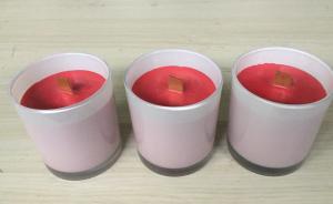Wholesale 100% paraffin red glass scented candle with wooden wick packed into gift box from china suppliers