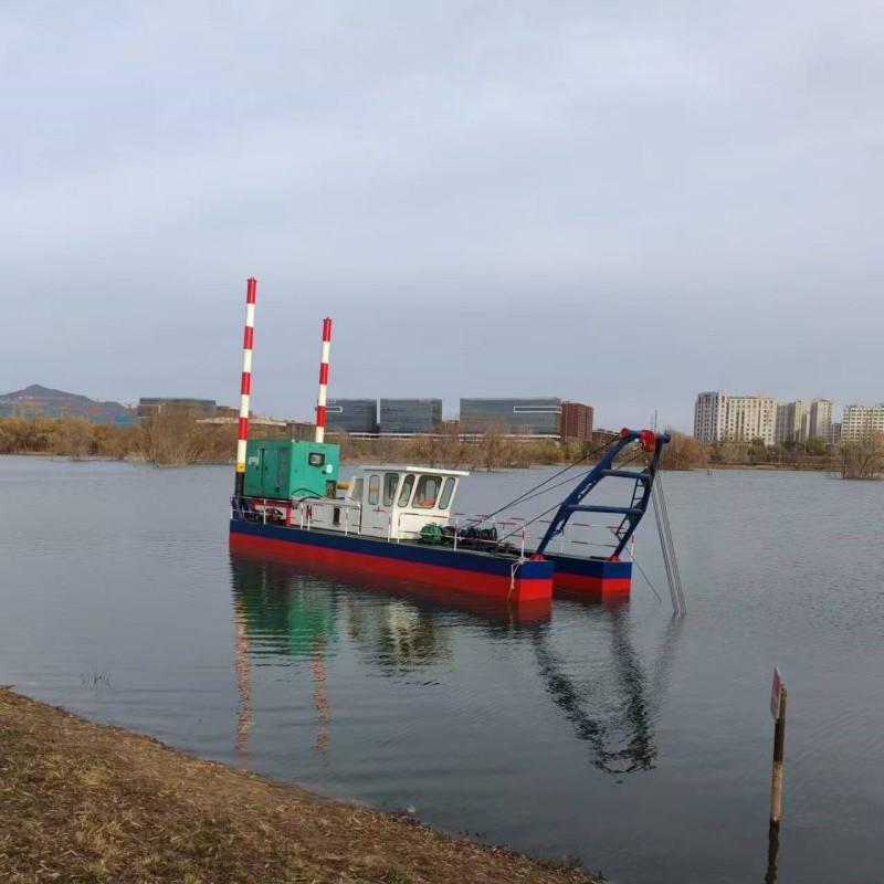 100cbm Model Powerful Dredger Equipment Self Propelled