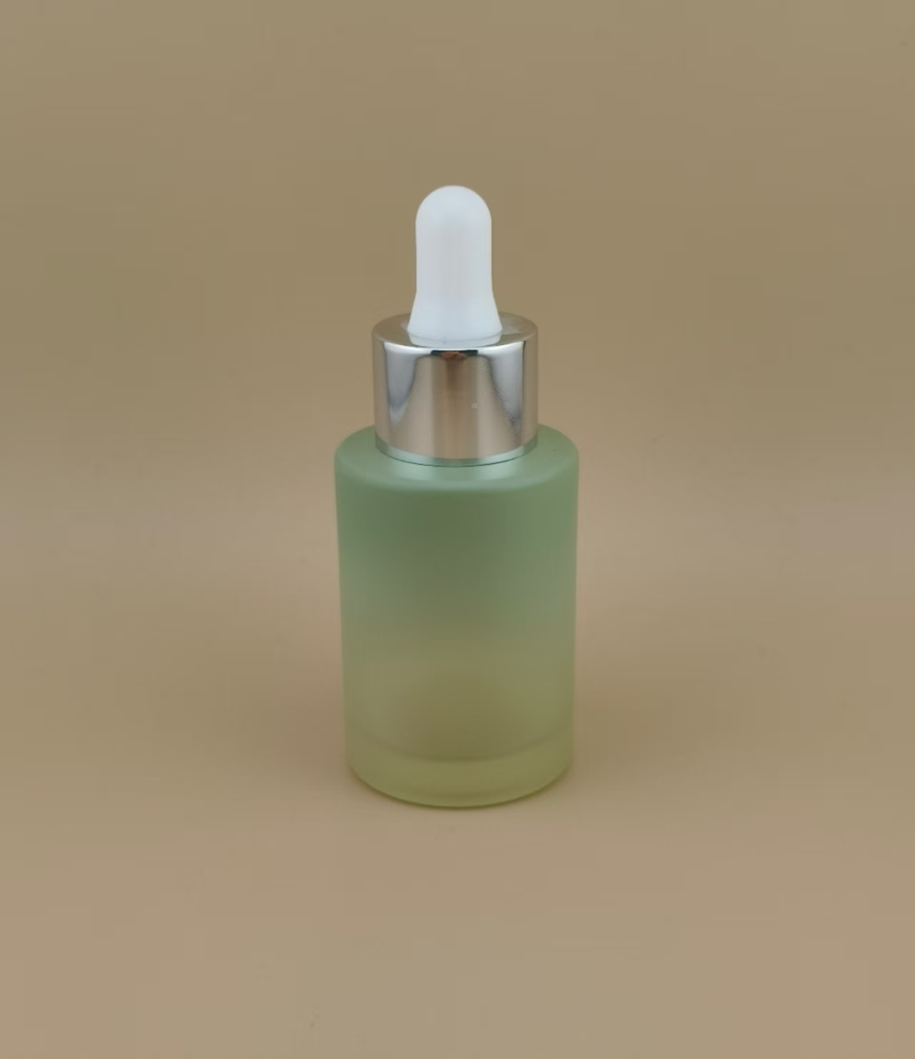 New Design Clear Gradual Change Matcha Green Matte Round Dropper Bottle K-GBL30 for Essence