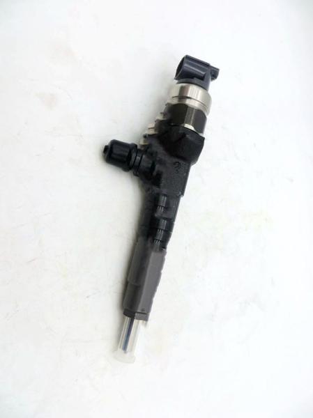 Aftermarket Diesel Fuel Injectors 295050-1331 For KUBOTA V2607 1J705-53050